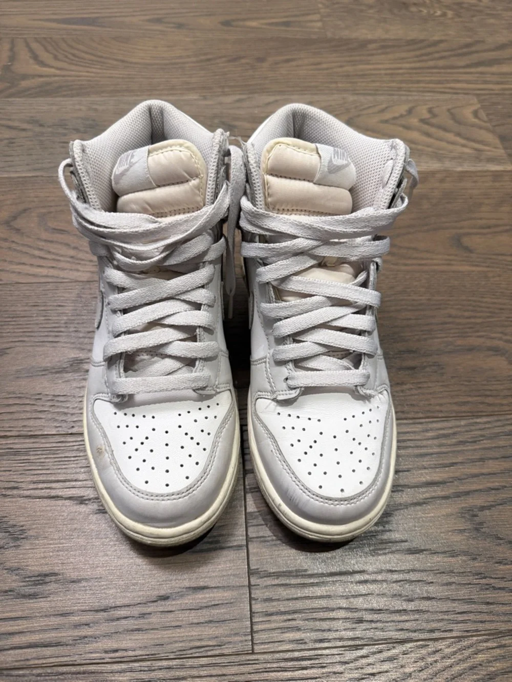 Nike High-Top Sneaker in White and Light Grey - Picture 4 of 13